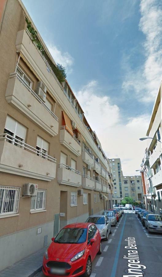Lovely Penhouse In Alicante With Parking المظهر الخارجي الصورة